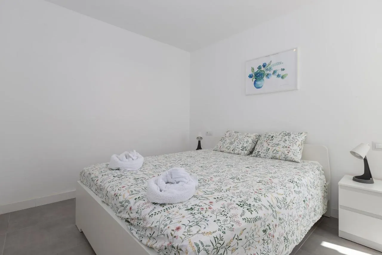 Apartamento En Sotomar La Carihuela Torremolinos
